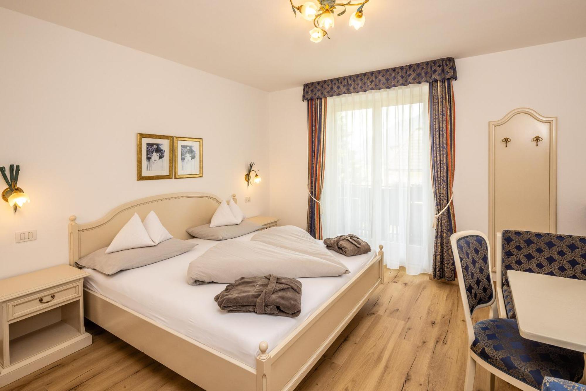 Garni Zimmerhofer Campo Tures Bagian luar foto